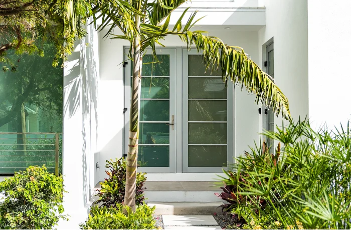 Front Door Installation & Replacement
